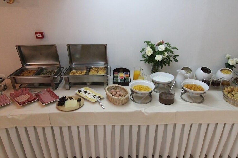 Фото Achillion Hotel