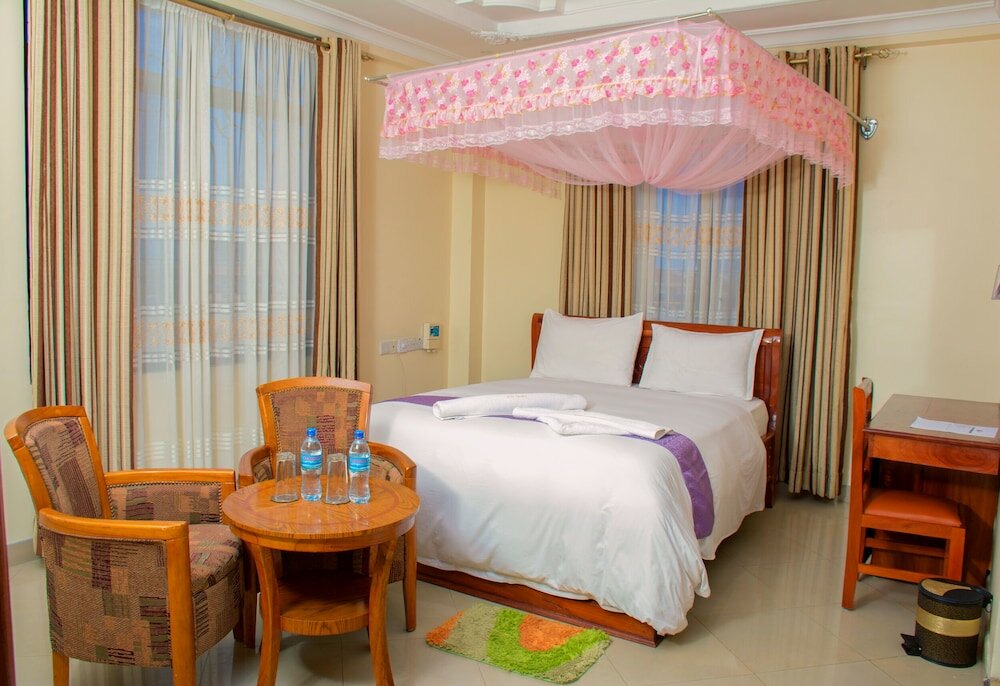 Фото Silver Paradise Hotel