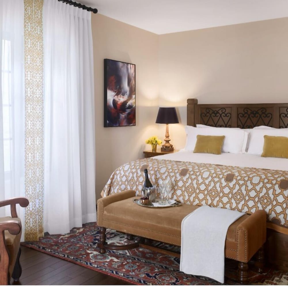 Фото Plaza La Reina