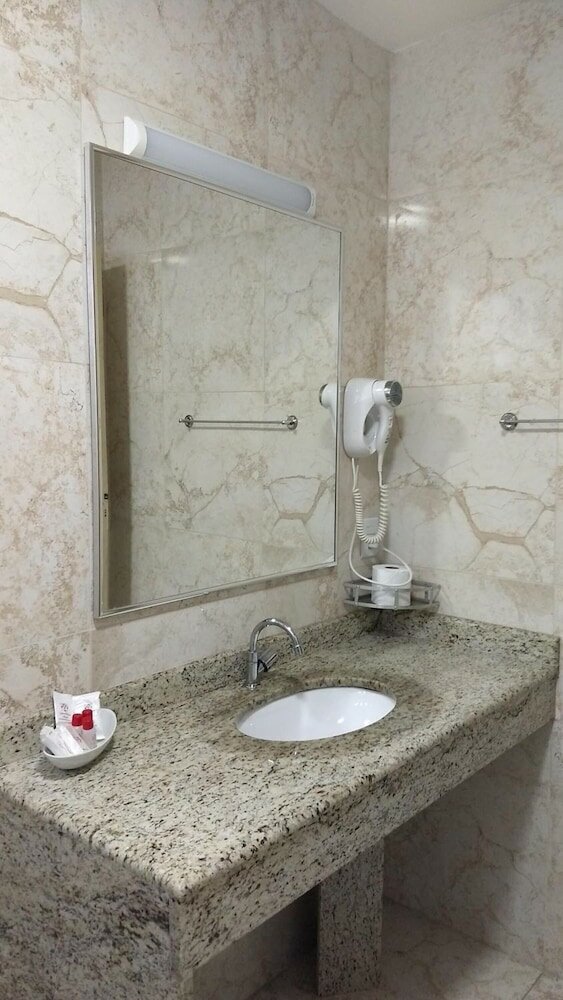 Фото Castel Plaza Hotel