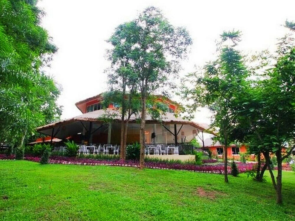 Фото Aurora Resort Kanchanaburi