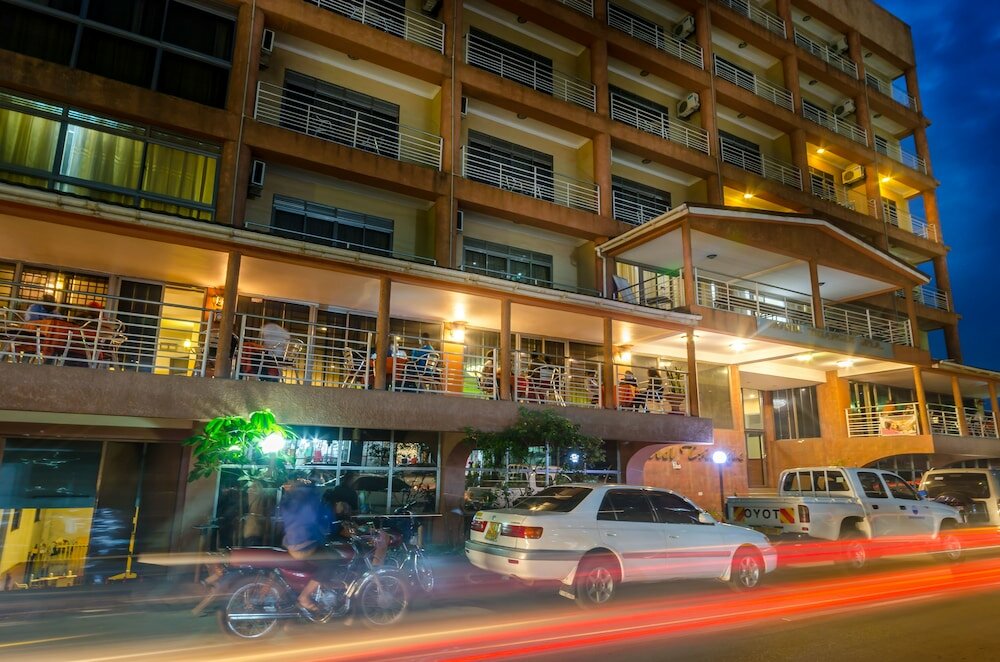 Фото Hotel Triangle