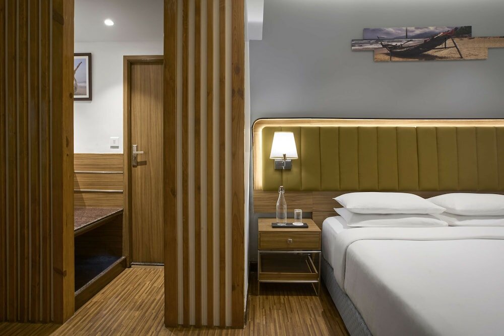 Фото Park Inn by Radisson Goa Candolim