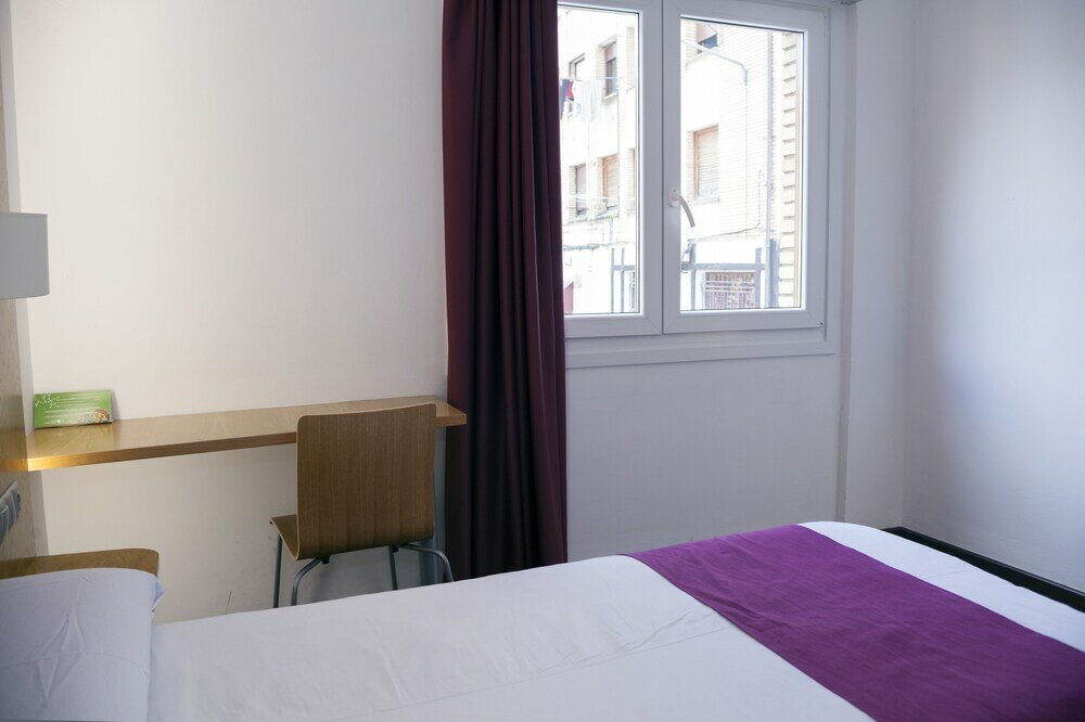 Фото Hotel Jatorrena