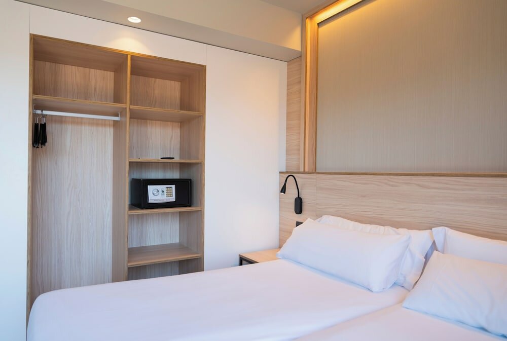 Фото Hotel Sant Pau