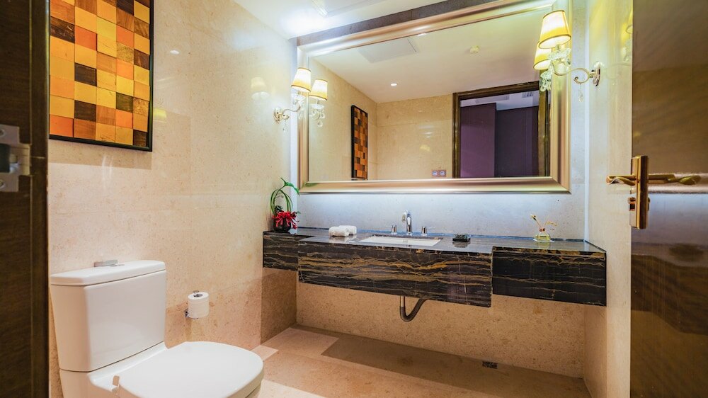 Фото Modern Classic Hotel