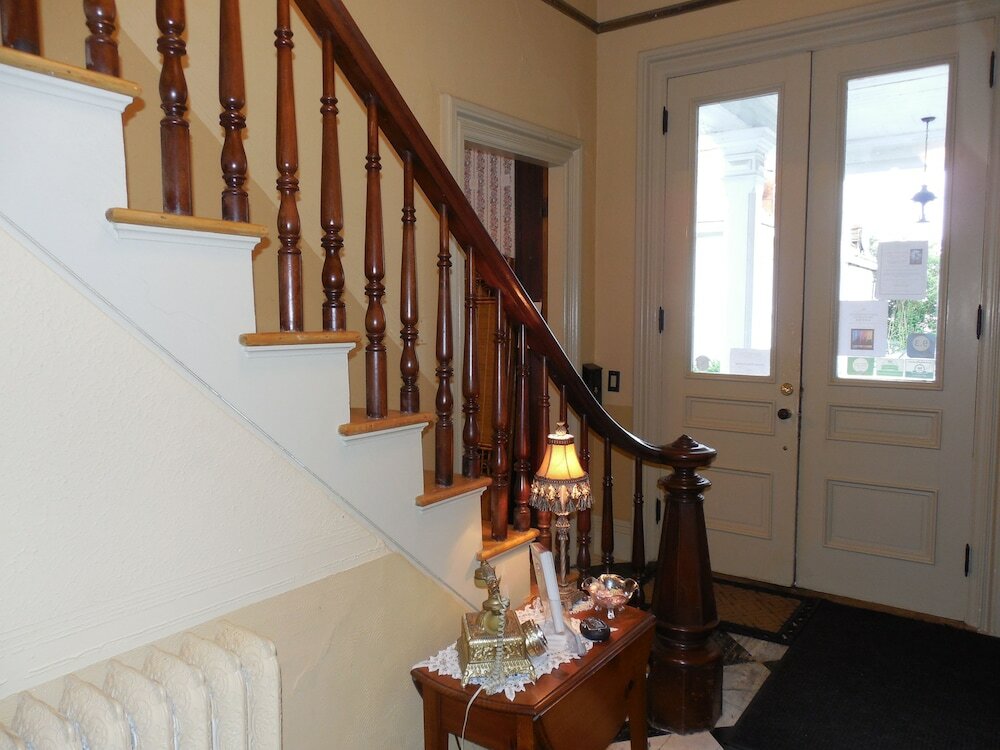 Фото The Proctor Mansion Inn