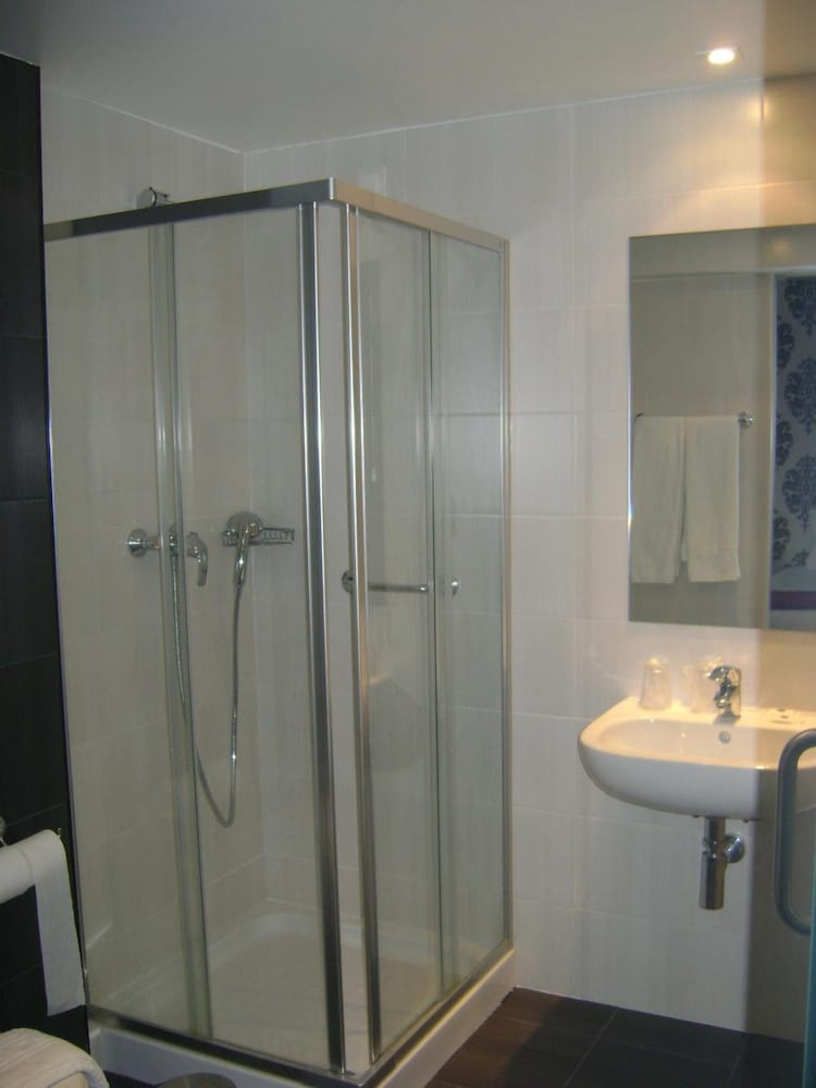 Фото Hotel Genesis