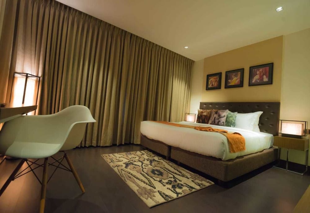 Фото Hotel Gallery 67