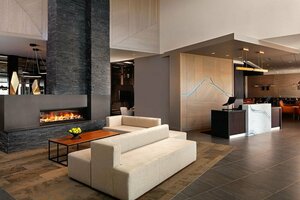 Гостиница Hyatt Place Calgary Airport