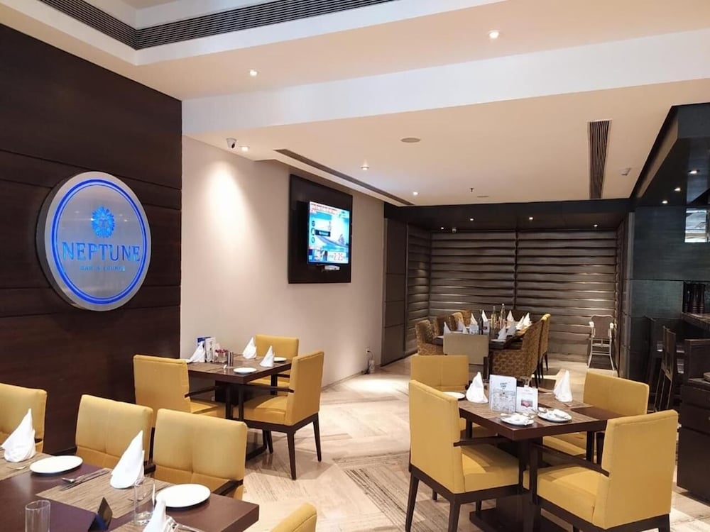 Фото Fortune District Centre Ghaziabad- Member ITC Hotel Group