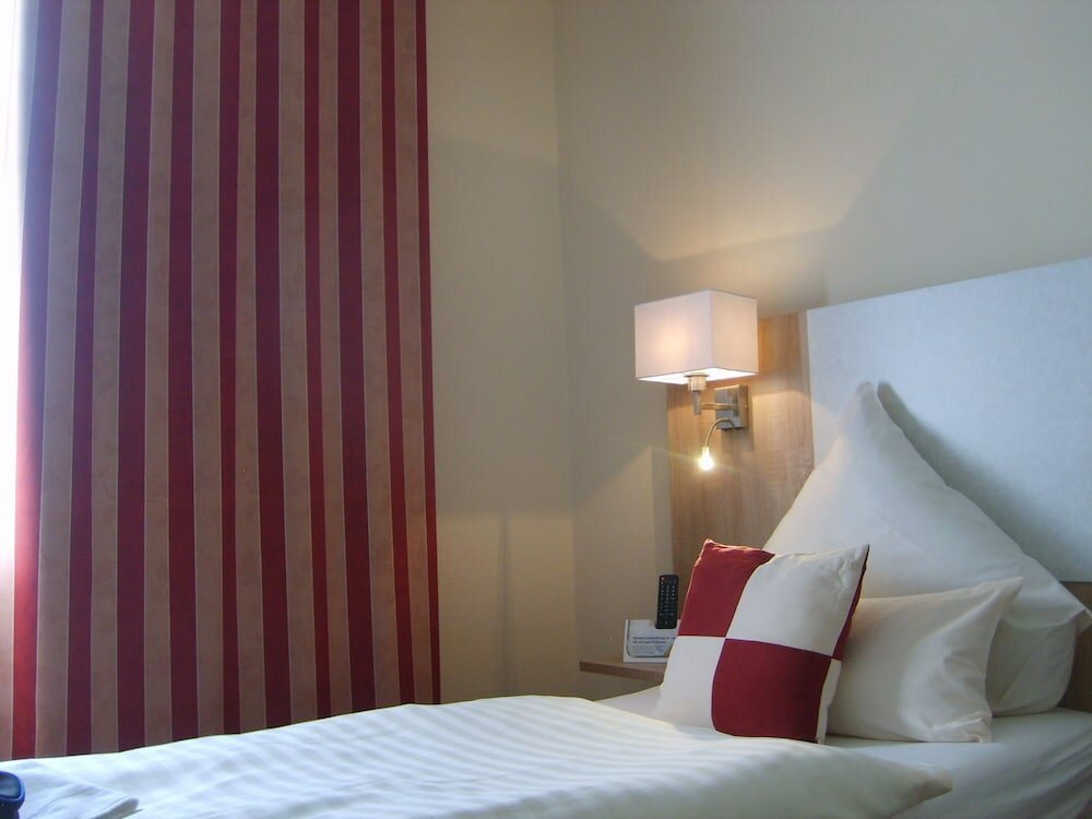 Фото City Hotel Deutsches Haus