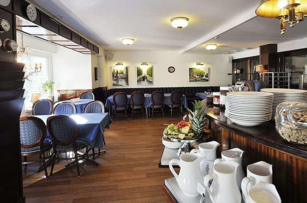 Фото Hotell City