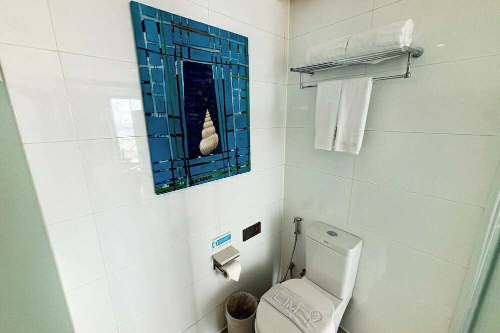 Фото Lime Resort Manila