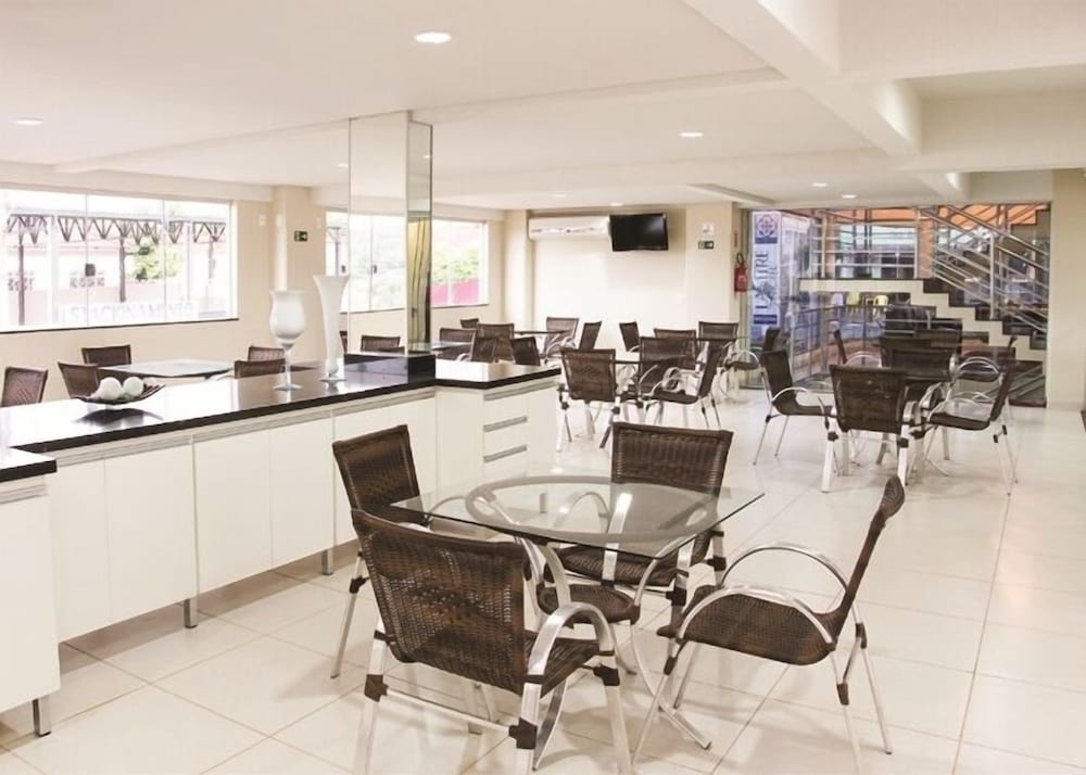 Фото La Vitre Hotel