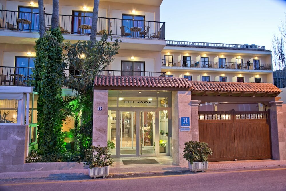 Фото Hotel Amoros