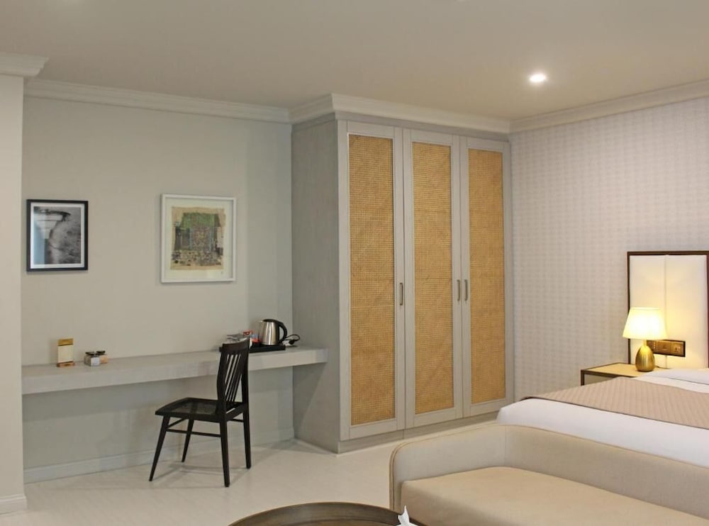 Фото Ambiance Boutique Art Hotel Karachi