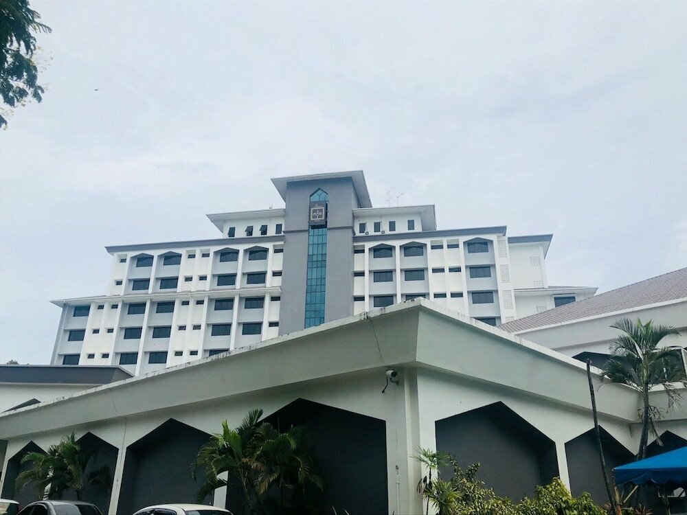 Hotel Raia Hotel Kota Kinabalu, Sabah, photo