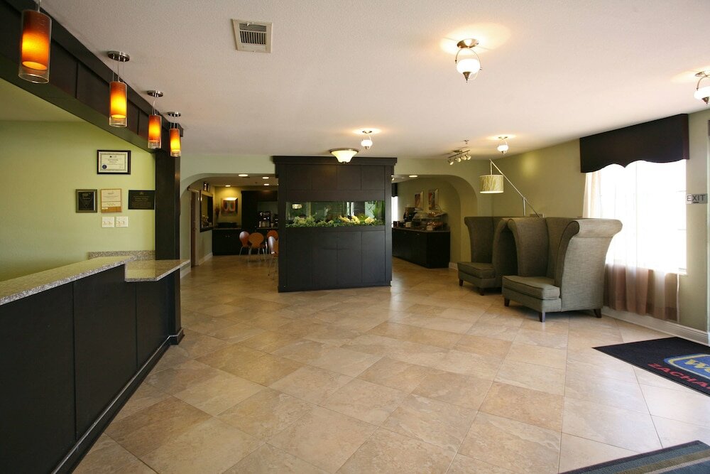 Фото Best Western Zachary Inn