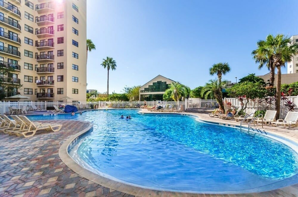 Фото Enclave Hotel & Suites Orlando, a staySky Hotel & Resort