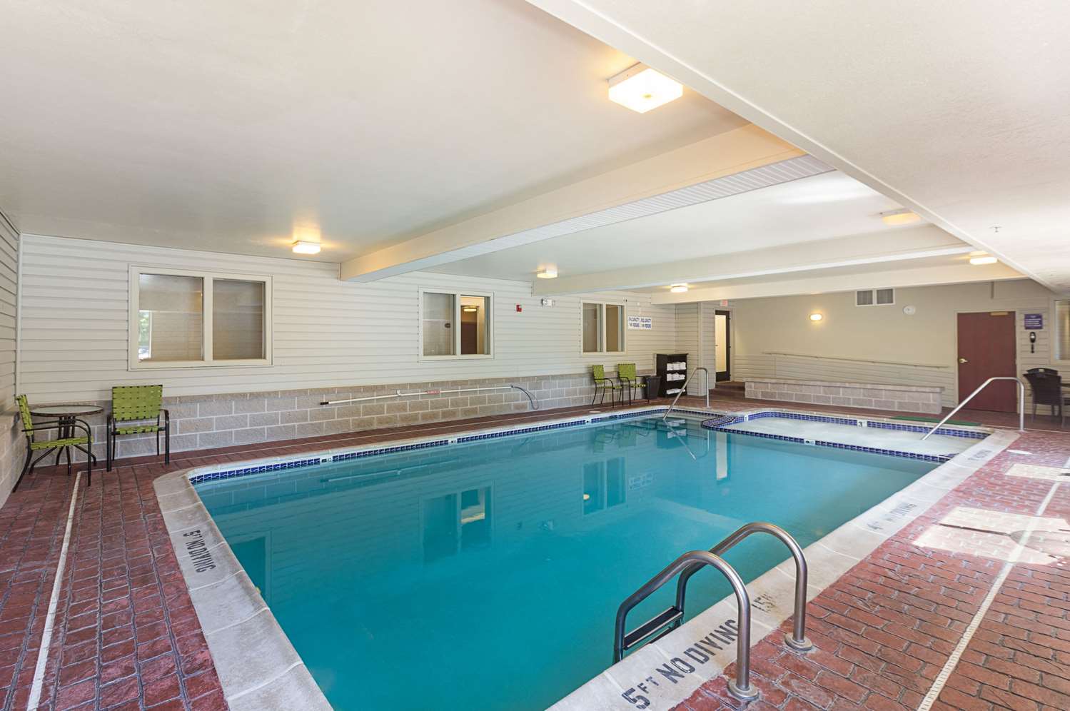 Фото Sleep Inn & Suites Acme - Traverse City