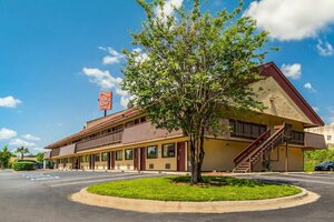 Гостиница Red Roof Inn Columbia East - Ft Jackson