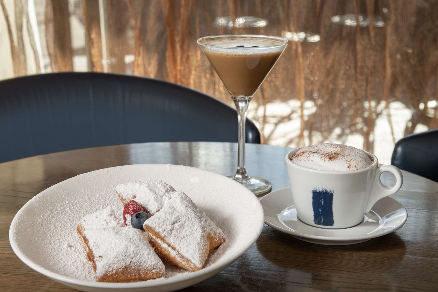 Фото The Troubadour Hotel New Orleans, Tapestry Collection by Hilton