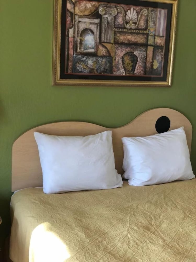 Фото Kelseyville Motel