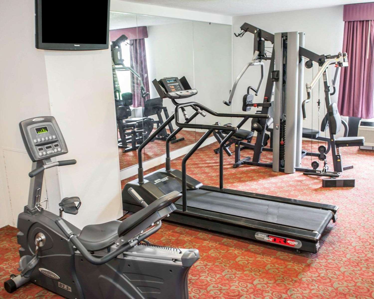 Фото Quality Inn & Suites