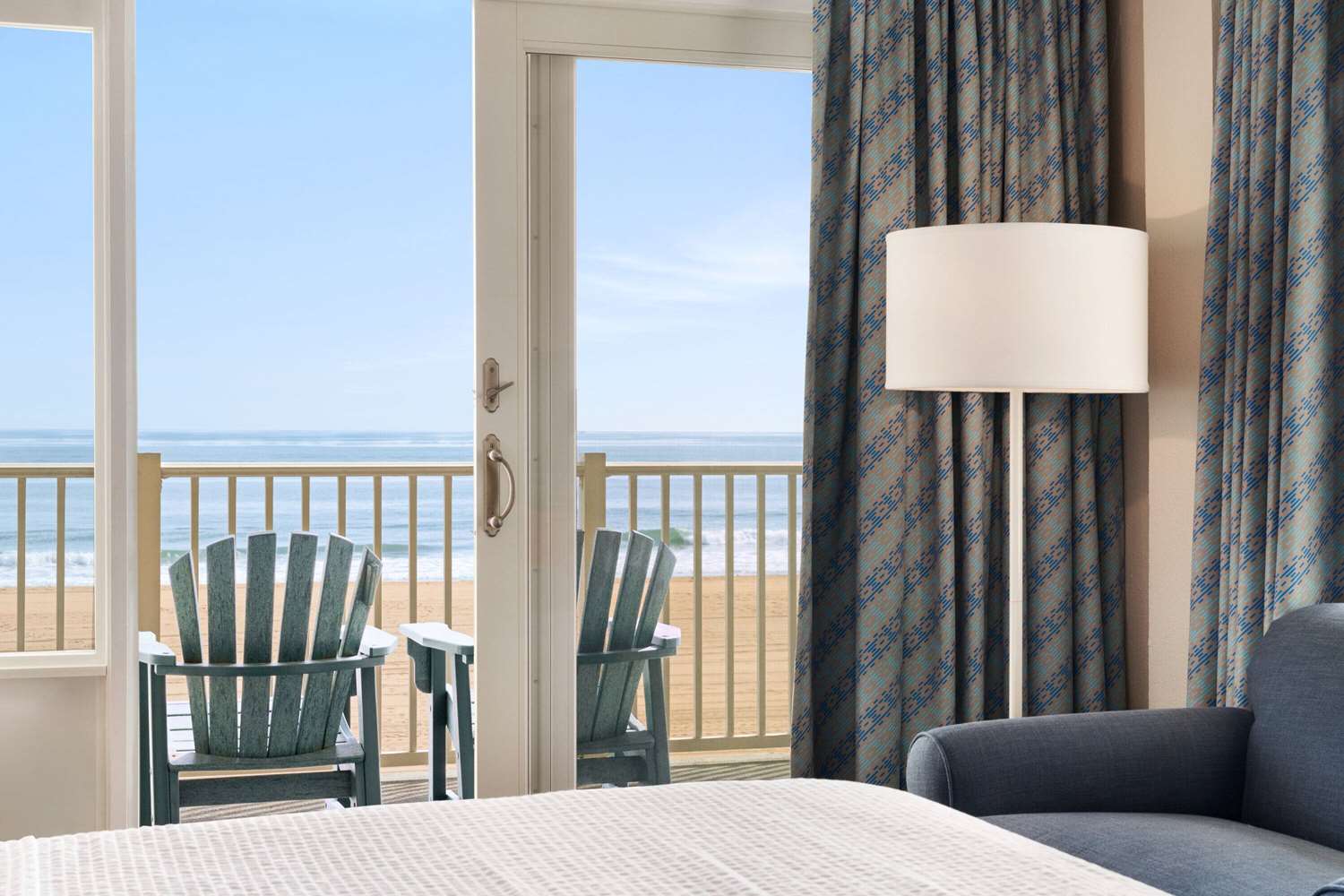Фото Days Inn by Wyndham Ocean City Oceanfront