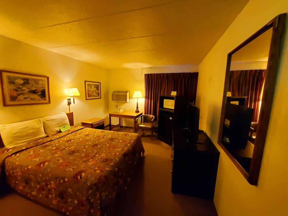 Фото Morris Grand Hotel and Conference Center