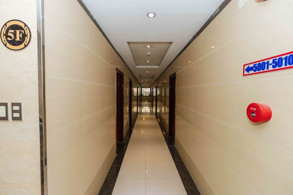 Фото RedDoorz near Araneta Center Quezon City