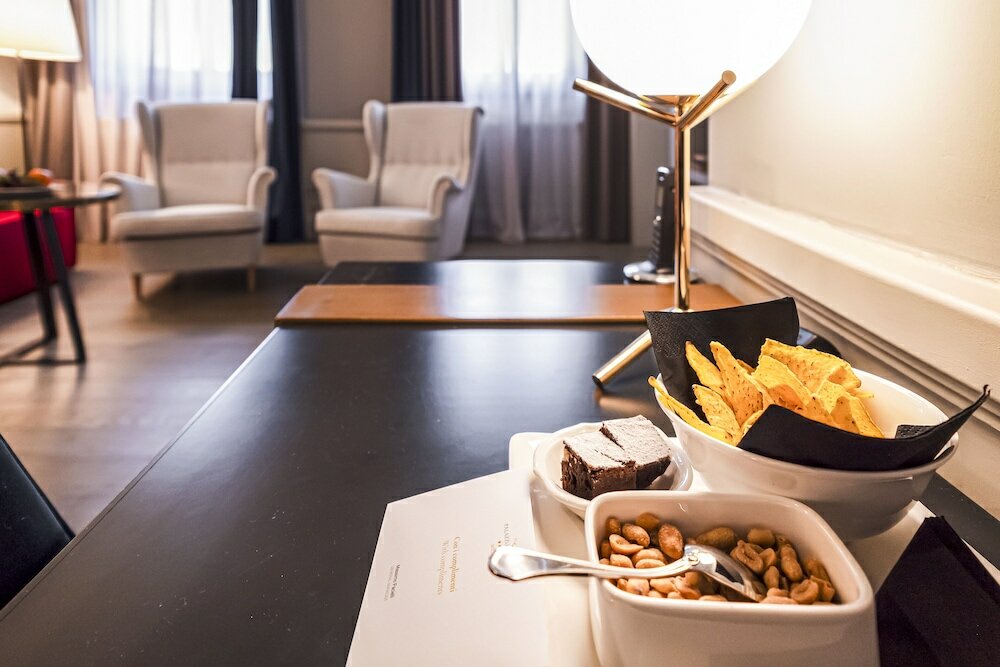 Фото Palazzo Cornalia