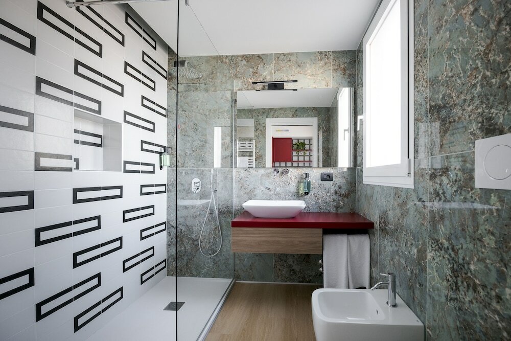 Фото Hotel Ungheria Varese 1946