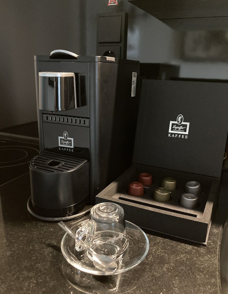 Фото Adina Apartment Hotel Cologne