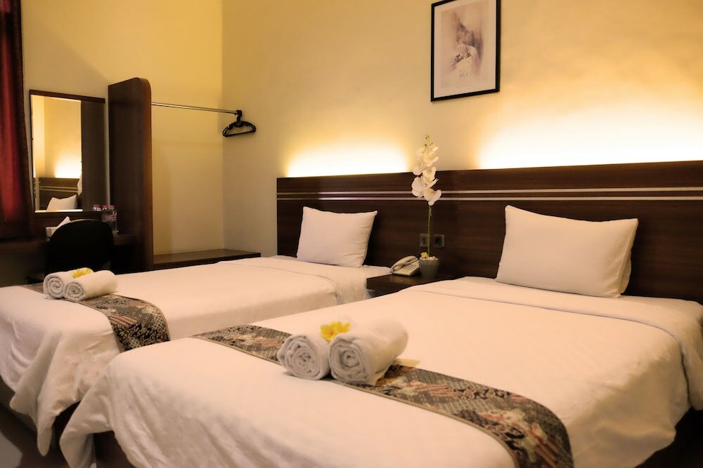 Фото Airy Bandara Ahmad Yani Anjasmoro Raya 74 Semarang