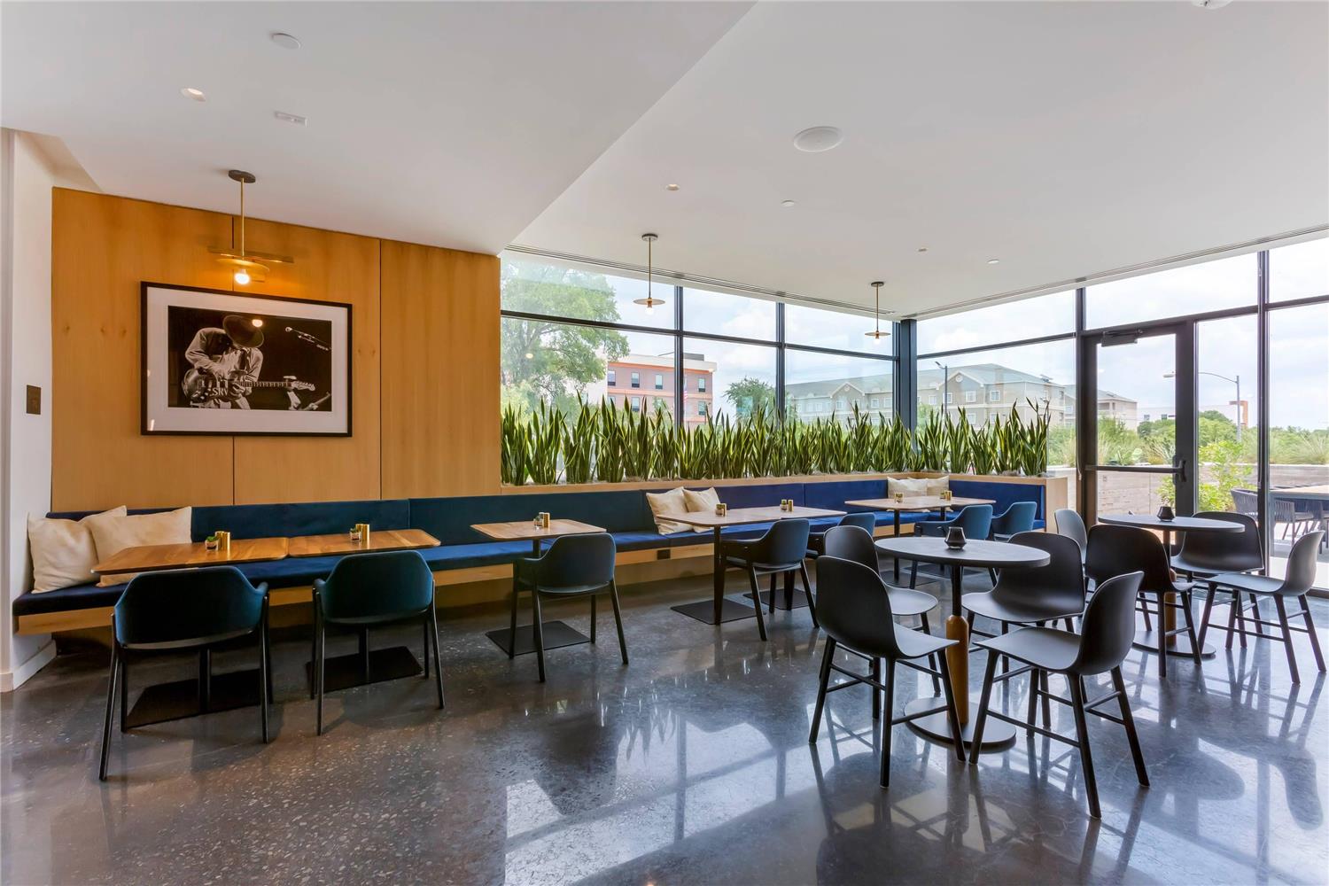 Фото Cambria Hotel Austin Airport