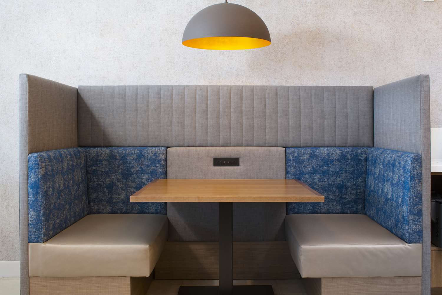 Фото Home2 Suites by Hilton Albuquerque Airport