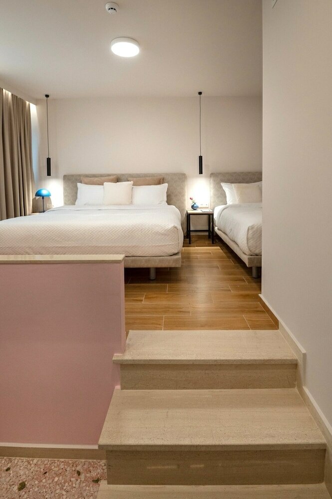 Фото Ira City Hotel