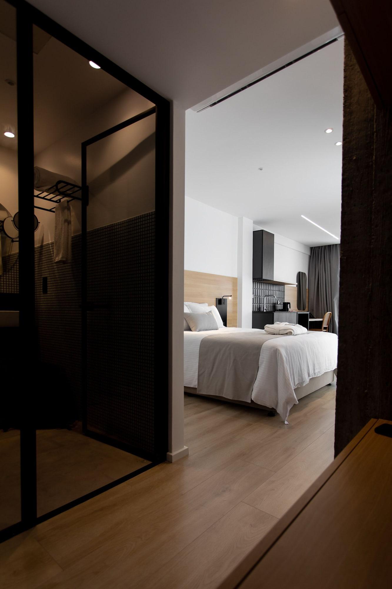 Фото Alinea Urban Saripolou Square