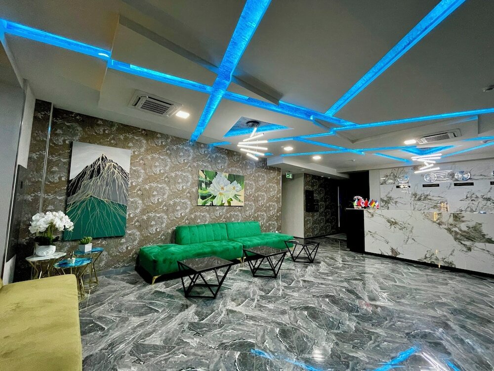 Фото Alpha Plaza