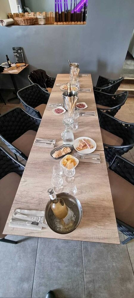 Фото Hotel Des Calanques