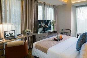 Oakwood Makati Avenue (National Capital Region, City of Makati, Kalayaan Avenue), hotel