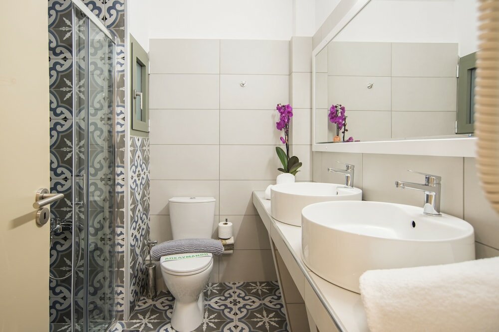 Фото V Hotel Delphi