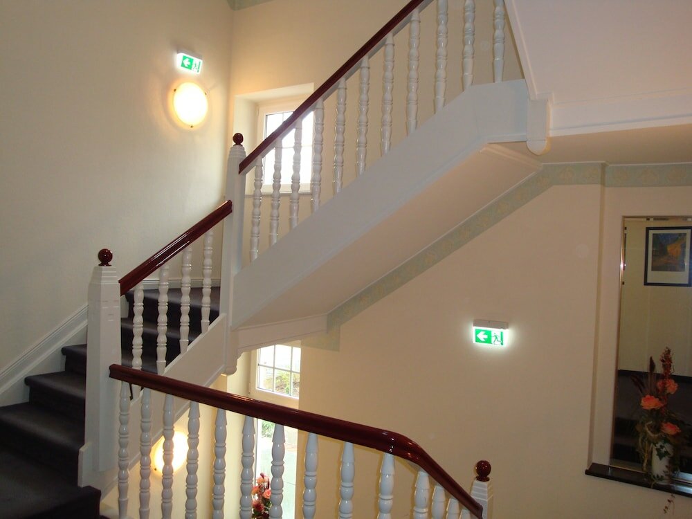 Фото Hotel Bellevue