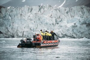 Гостиница Svalbard Hotell - The Vault