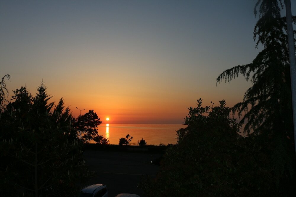 Фото Hotel Lazlakar