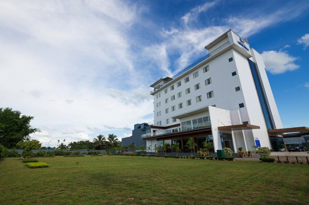 Фото отеля 1