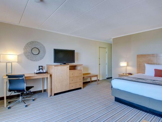 Фото Best Western Plus Waltham Boston