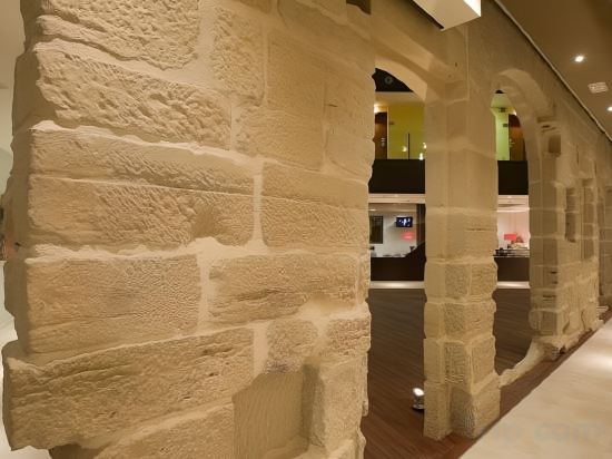 Фото F&g Logroño Hotel